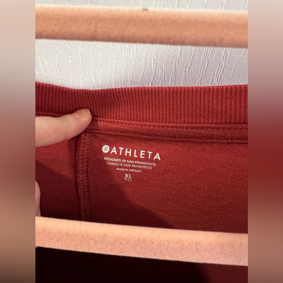 Athleta Sweater T-Shirt - XL - Picture 2 of 3